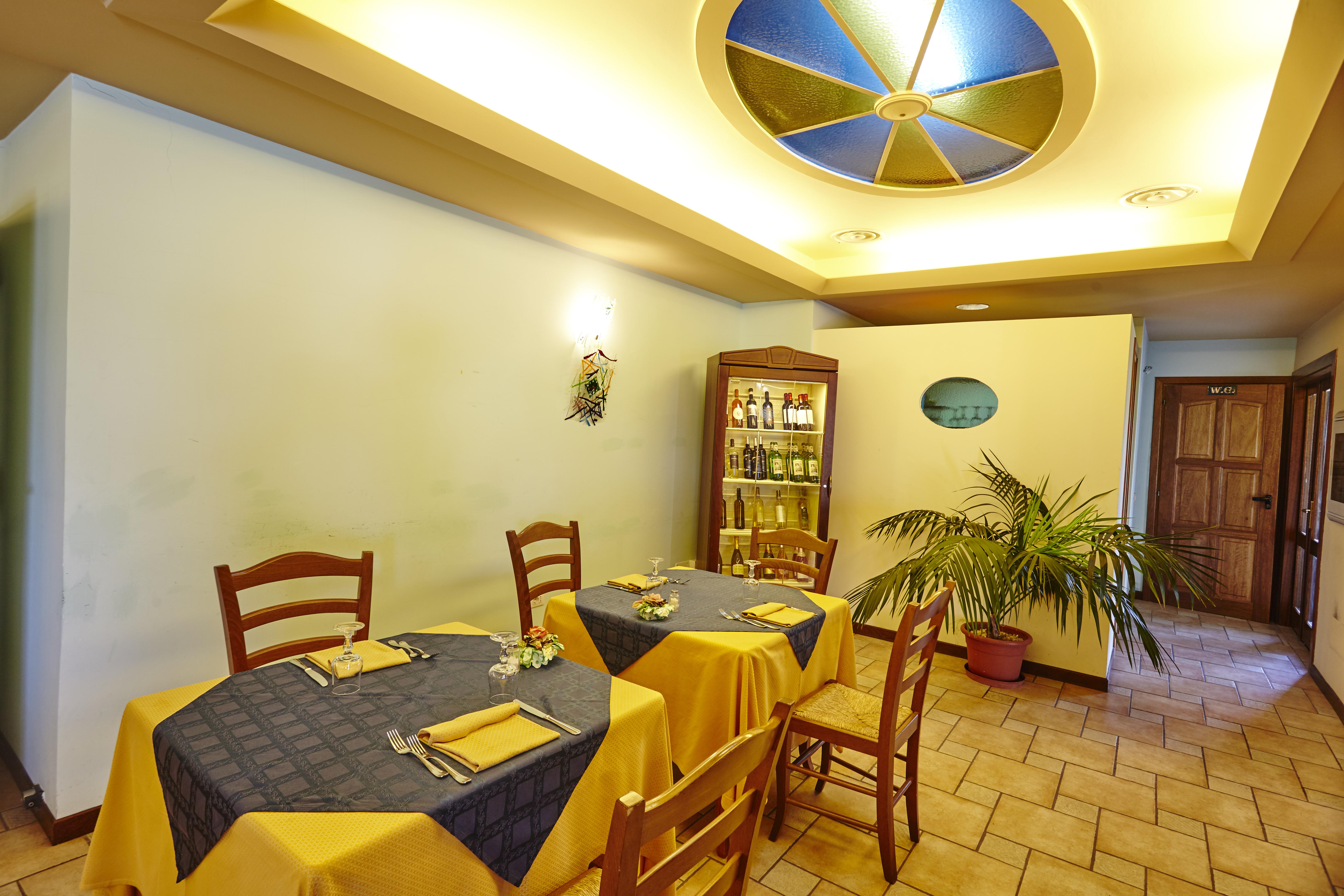 Hotel Cala Mirto Budoni Exteriör bild