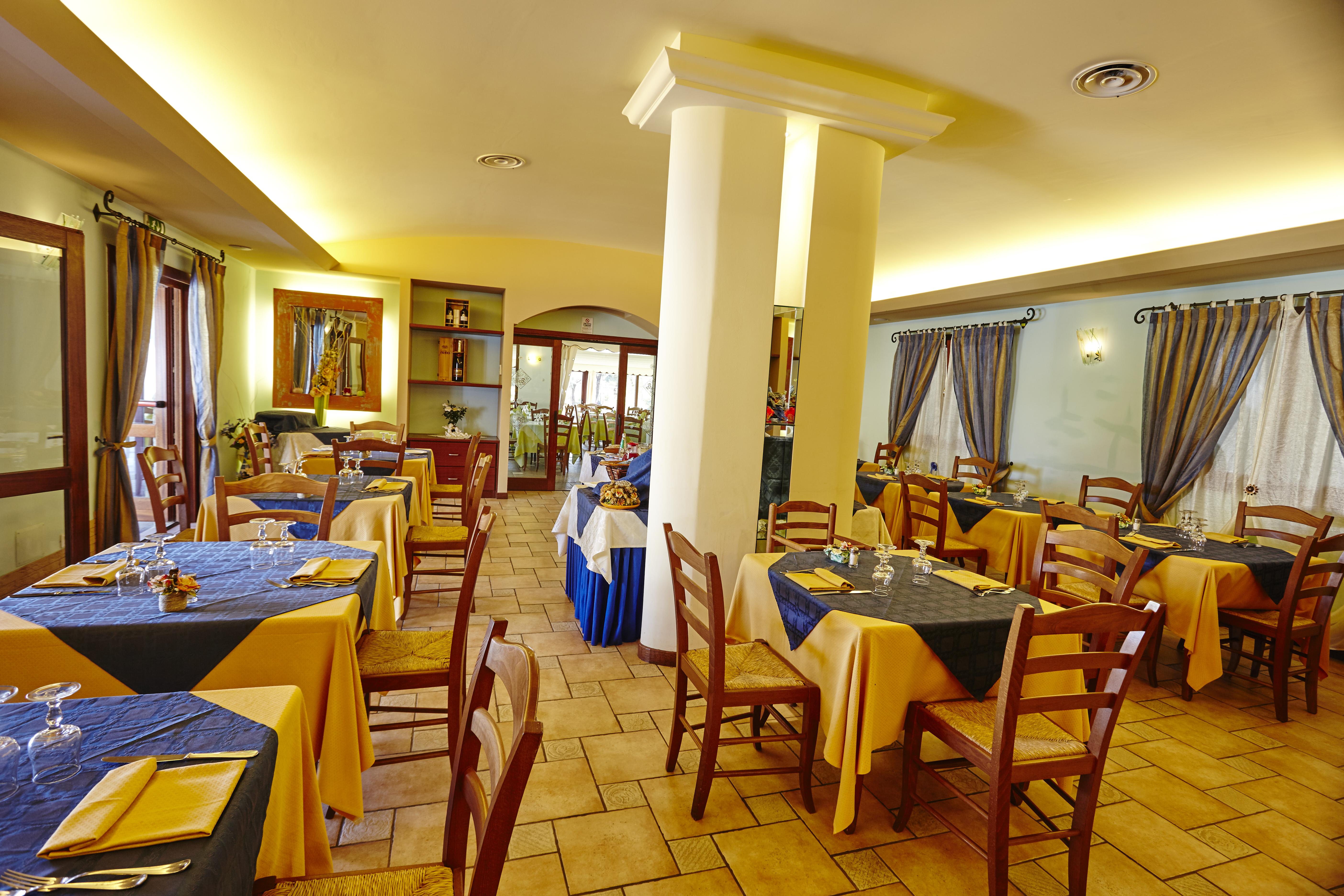 Hotel Cala Mirto Budoni Exteriör bild
